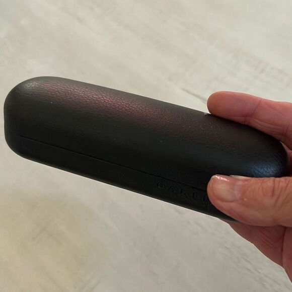 OAKLEY Slim Eyeglass Case - Picture 4 of 4